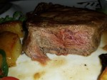 Rinderfiletsteak innen medium - Tiziano - Wien