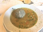 Leberknödelsuppe - Hotel Restaurant zur alten Post - Leibnitz