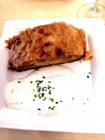 Krautstrudel mit Knoblauchsauce