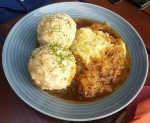 Hascheknödel mit Kraut und Saft - Alpengasthof Fageralm - Elsbethen