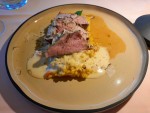 Confierte Schnitte vom Bio Milchkalb
 Zart Rosa Schnitte | Safranrisotto | ... - Landgasthof zur Linde - Laaben