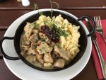 Hauspfandl (gebratenes Schweinefilet mit Schwammerlsauce und Spätzle) - Landhaus Ruckerlberg - Graz