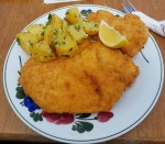 Schnitzel vom Huhn mit Petersilieerdäpfel - Jausenstation Fam Reischer - Furth an der Triesting