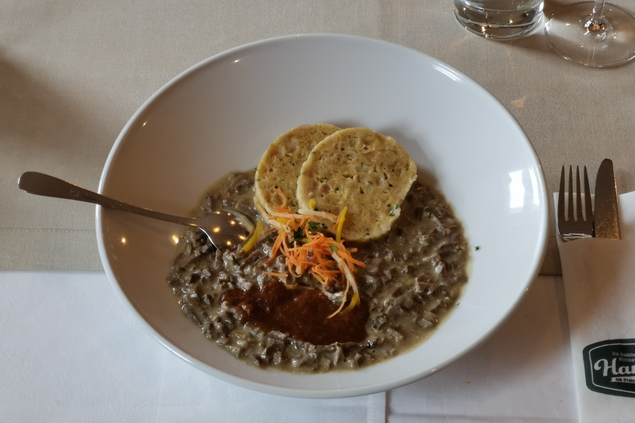 Gasthaus Hansy - Kalbsbeuschl mit Knödel - tadellos - Hansy - Wien