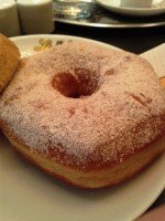 Ströck 1050 - Zimt-Donut (EUR 1,40) - Ströck - Wien