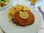 Cordon bleu mit Pommes - Gasthof "Zum Mohr`n" - Familie Tanner - Oberwölz