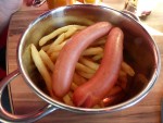 Frankfurter mit Pommes - Rollercoaster Restaurant Vienna - Wien