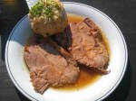 Schweinsbraten mit Semmelknödel - Jausenstation Fam Reischer - Furth an der Triesting