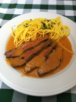 flankensteak mit nudeln - Hansy - Wien