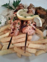 Sokrates - Kotopoulo Souvlaki (Hühnerspieß vom Holzkohlengrill-EUR 10,40) - Sokrates - Wien