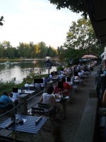 Zur Alten Kaisermühle - Im Gastgarten - Zur Alten Kaisermühle - Wien