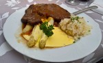 Rib-Eye Steak einmal anders, naja, geschmacklicher aber alles gut..... - Gasthaus zum Goldenen Kreuz - Feuersbrunn