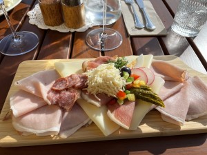 Belegtes Brot, ausgezeichnet. - Buschenschank Repolusk Roland & Barbara - Leutschach