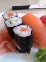 Mishi - Sushi Set Mini (EUR 2,80 - 4x Sushi & 3x Maki) - Mishi Asia Restaurant - Wien