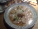 Dorade Sashimi mit Trüffel Vinegrait - mochi - Wien