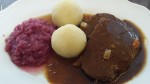 Stiftsbraten vom Rind mit Kartoffelknödel und Apfelrotkraut - Stiftskeller - Klosterneuburg