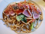 Thunfisch-Tataki auf hausgemachten Nudeln - ChinaBar - Wien