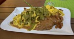 Schwammerlrostbraten (Beiried) köstlich, mit vielen Eierschwammerln und ... - Zum Nussgartl - Wien