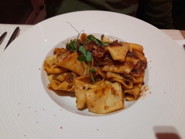 Parpadelle al Ragu di Cinghiale (Wildschweinragout) - gut 18,90 - Wellen.Spiel - Krems an der Donau