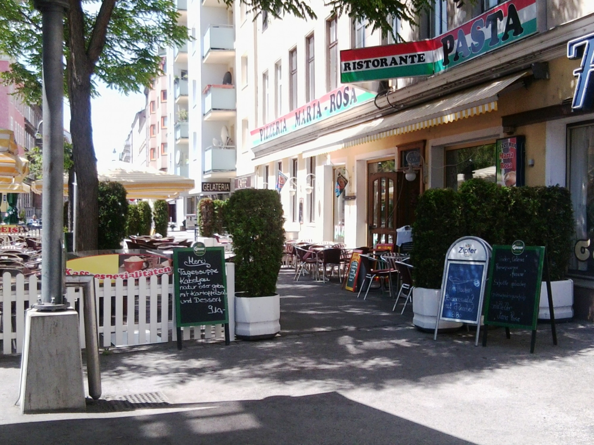 Maria Rosa Lokalaußenansicht & Gastgarten - Maria Rosa - Wien