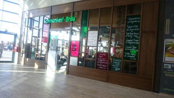 Eingang/Ansicht Mall innen - Schmankerl Bräu - Wien