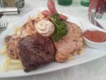 Grillteller mit Pommes Frites um 13,50 Euro. - Café-Conditorei Reichl - Wolfurt