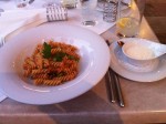 Fusilli alla Bolognese mit Erbsen - Hubertus Stub´n - Brixen im Thale