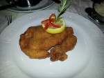 Ausgelöstes Backhendl - Restaurant Bedernik - Achau