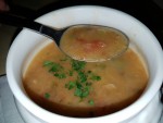 Kretische Linsensuppe mit frischer Orangenzeste - Mythos - Wien