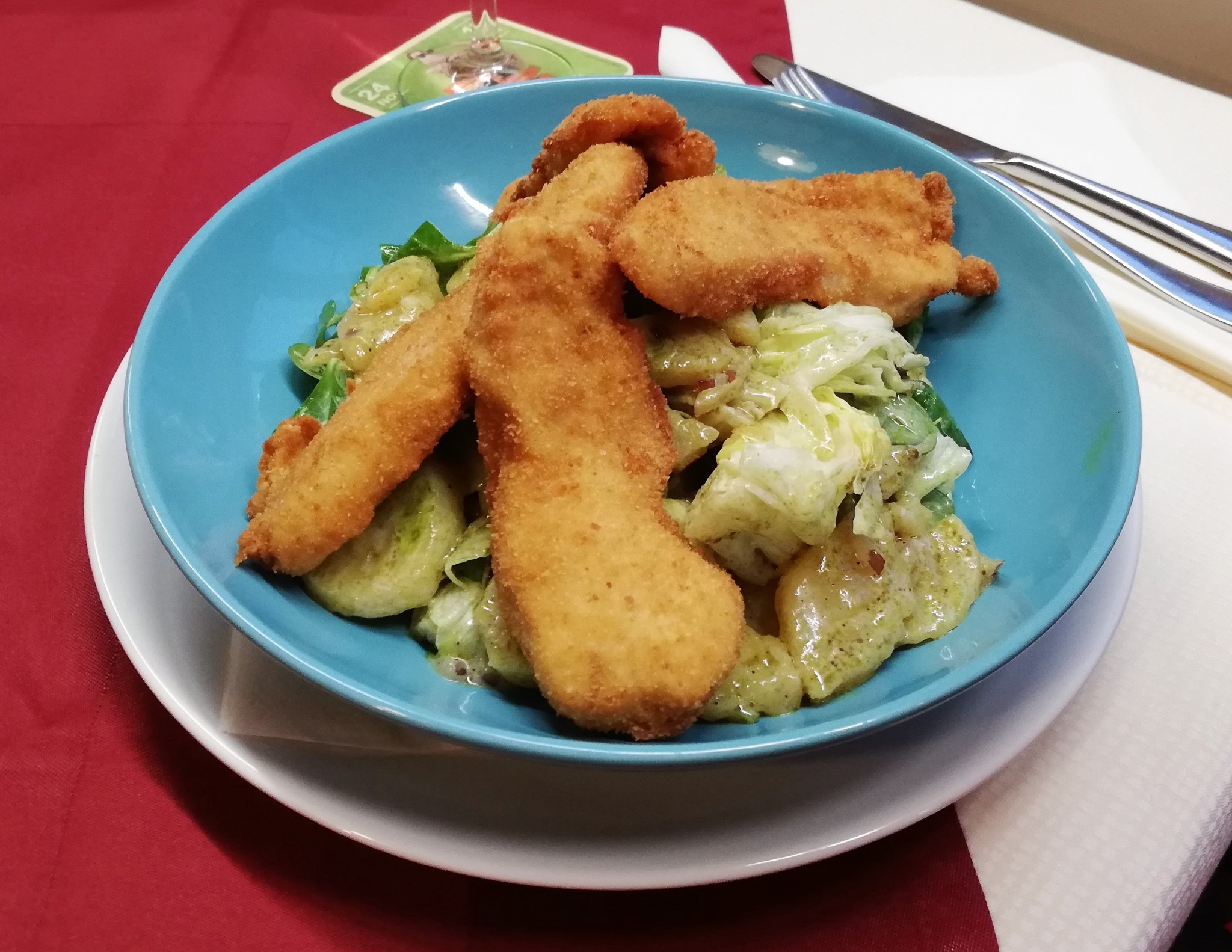 Backhendlsalat, sehr gut! - Gasthaus Stotzek - Wien