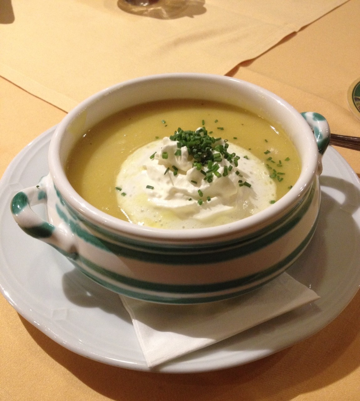 Kartoffelcremesuppe mit Speck (ok) - Gasthof Bauers Bierquelle - Wels