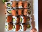 Lachs Avokado Maki - Milu Milu - Graz