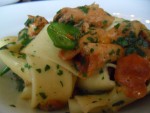 Papardelle mit Eierschwammerl, Knoblauchbutter und Petersilie - Marks - Wien