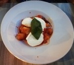 Gnocchi di patate alla sorrentina con mozzarella di bufala (Paradeissauce, ... - Il Sestante - Wien