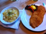 Wiener Schnitzel vom Huhn - Salm Bräu - Wien