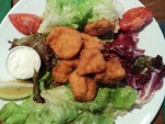 Bärenwirt - Steirischer Backhendlsalat mit Kernöl (EUR 11,90) - Bärenwirt - Salzburg