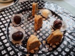 Petit Fours (im Gedeck inbegriffen, hier für vier Personen) - Schmutzer - WINZENDORF