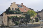 Gasthaus Jell - Ein Schmuckkasterl, auch schon das äußere Antlitz (Aufnahme ... - Jell - Krems