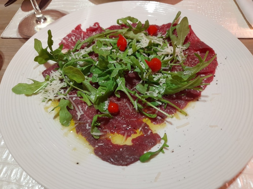 Carpaccio handgeklopft - gut - 15,90 - Wellen.Spiel - Krems an der Donau