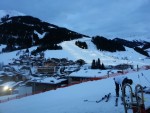 Blick über Hinterglemm von der Goaßstall Terrasse. Im Hintergrund die Nacht ... - Goaßstall - Hinterglemm