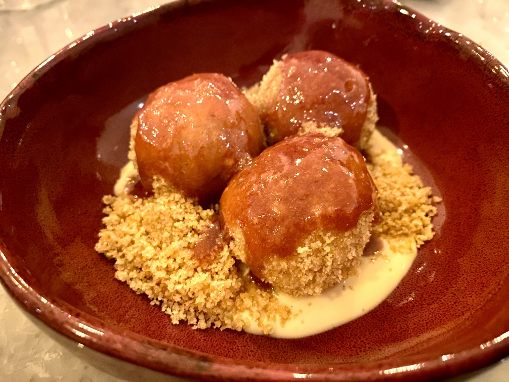 Topfenknödel - feine Sache - Belly‘s Bistro - Wien