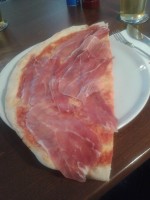 Pizza Prosciutto Crudo - L'Osteria - Graz