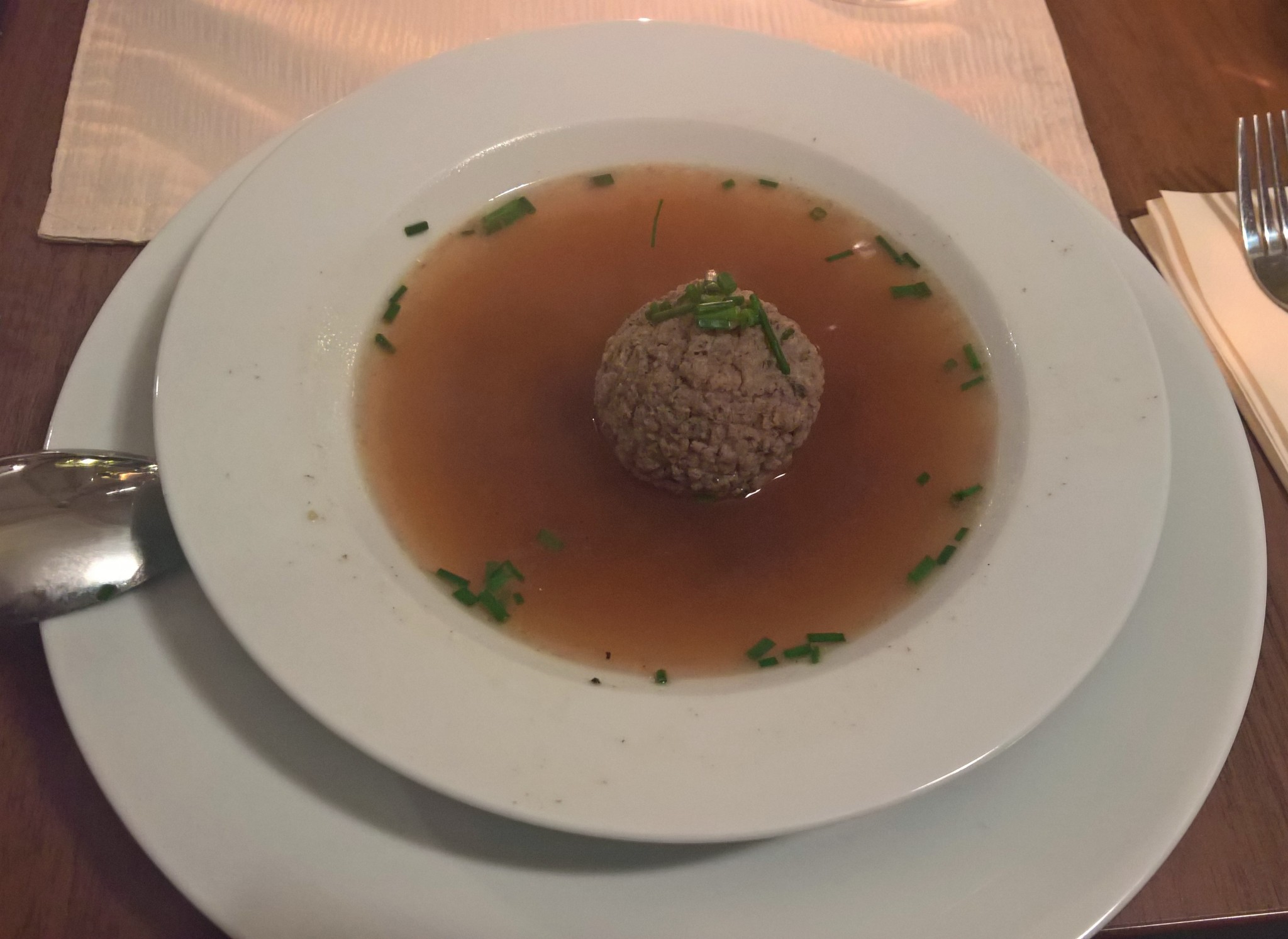 grandiose Leberknödelsuppe - StadtKern - Korneuburg