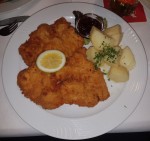 Gebackenes Putenschnitzel - Gasthof Neuhofen - Eugendorf