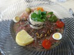 Carpaccio vom Almochs mit eingelegten Köstlichkeiten