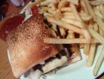 Cuadro - Cuadro Double-Cheeseburger-Meal (EUR 7,50 - aus Tagesangebot) - Cuadro - Wien