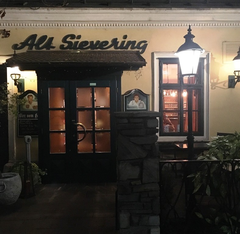 Alt-Sievering - Das Lokal - Robert's Alt Sievering - Wien