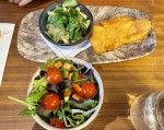 Backhendl mit Salat - Feinkosterei Schwarz Hirsch - Wien