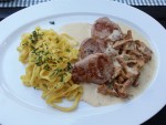 Schweinsfilet mit Tagliatelle und Eierschwammerlsauce - Prinz Ferdinand - Wien