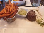 Tender Loin 150g - EUR 19,50
Guacamole mit Tomaten - EUR 1,50
Sweet Potato ... - Clocktower American Bar & Grill - Wien-Süd - Brunn am Gebirge